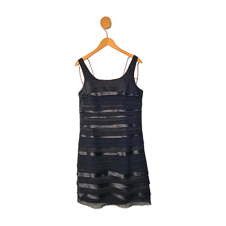 Vestido Drama Preto 44/22