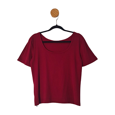 Blusa Olá Yulia Vinho G