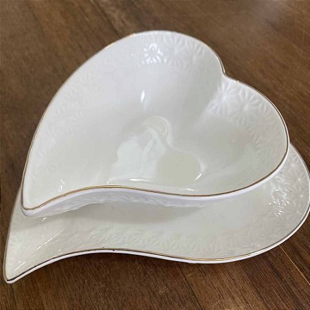 Kit 2 Corações Branco borda dourada