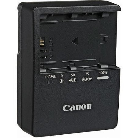 Carregador Canon LC-E6E para Bateria LP-E6 para Câmeras EOS R / EOS R5 / EOS R6 / EOS R7 / EOS 5D