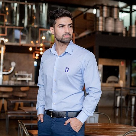 Camisa social slim fit em algodão 100% – manga longa