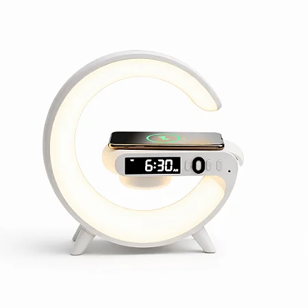 Lúmen+ AuraStation – Luminária Inteligente com Relógio, Som e Carregamento Indução