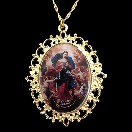 MEDALHA NOSSA SENHORA DESATADORA DOS NÓS FOLHEADA A OURO 18K
