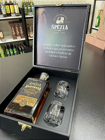 Estojo Spezia Amburana 36 Meses 750ml + 2 Copos Vidro 60ml