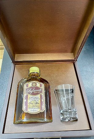 Estojo Bylaardt Ouro Carvalho Extra Premium 18 Anos 160ml + 1 Copo Vidro 60ml