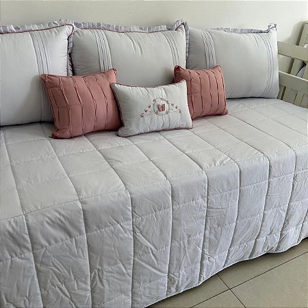 ENXOVAL DE CAMA BABÁ 7 PEÇAS 200 FIOS FLORZINHA (COM TODOS ENCHIMENTOS E ZIPER FLETCHER )