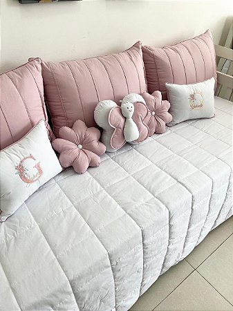 ENXOVAL DE CAMA 9 PEÇAS 200 fios Gabriela Flor ( com todos enchimento e zíper)