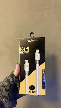 Cabo USB-C para Lightning Turbo 6A