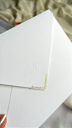 Convite A&M Texturizado, ponteira de metal e fechamento magnético