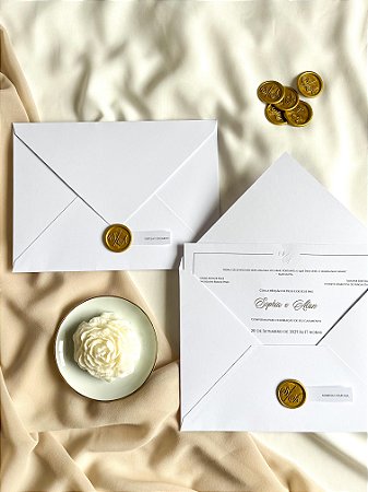 Convite S&A Monograma em relevo, lacre de cera e hotstamp