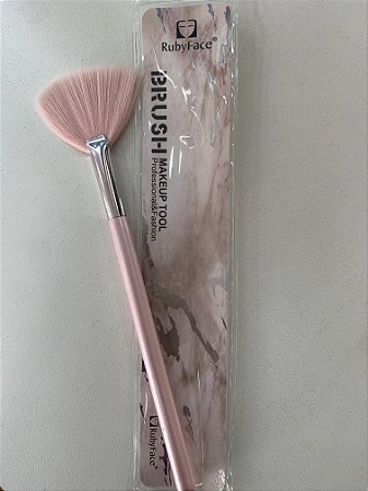 PINCEL ILUMINADOR RUBY FACE