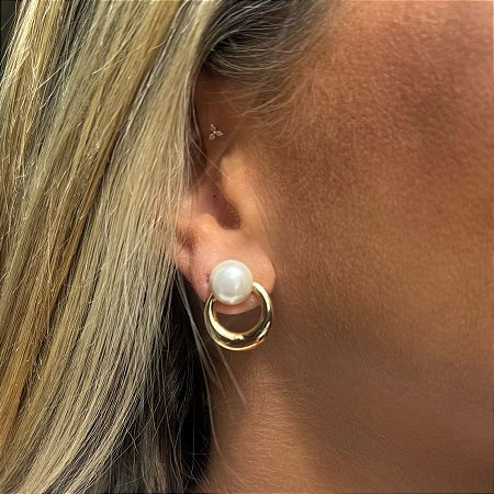 ARGOLA FRONTAL VAZADA COM PEROLA