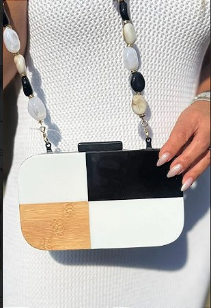 CLUTCH ACRILICO PRETA E BRANCA