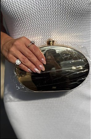 CLUTCH METAL OVAL DOURADA