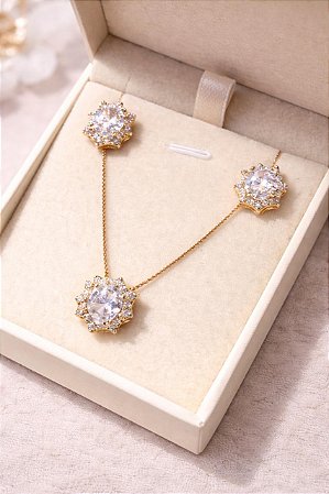 CONJUNTO OVAL COM CRAVAÇÃO CRISTAL DOURADO