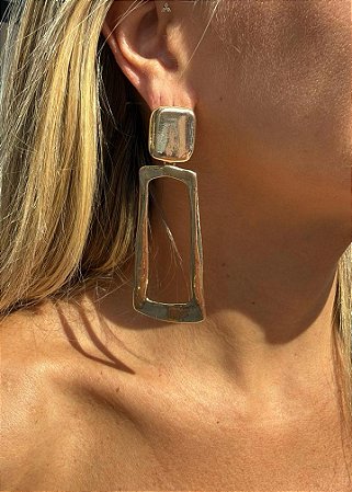 BRINCO RETANGULAR VAZADO D