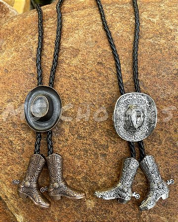 Bolo Tie Colar Couro Country Gravata - Chapéu com Bota