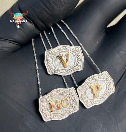 Colar Fivela M Personalizado de Inicial Country - prata 925 e banhada a ouro