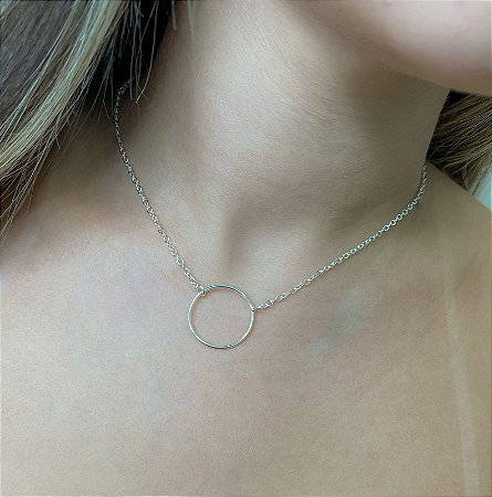 Colar choker circulo vazado