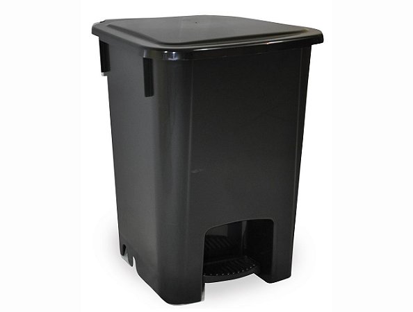 LIXEIRA COM PEDAL PRETA BRALIMPIA