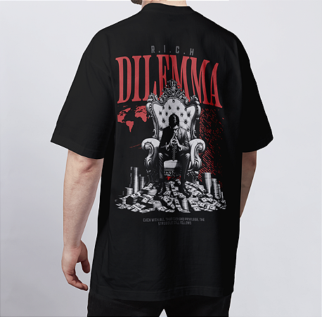 CAMISETA OVERSIZED PRETA RICH DILEMMA
