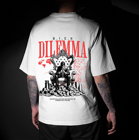 CAMISETA OVERSIZED RICH DILEMMA - BRANCA ou PRETA