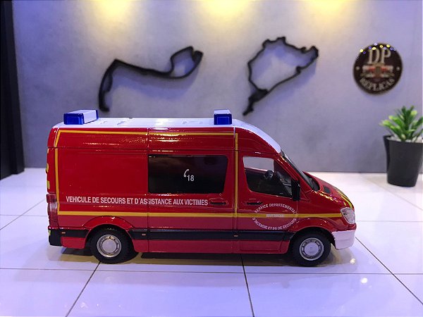 Emergency Paris Ambulance