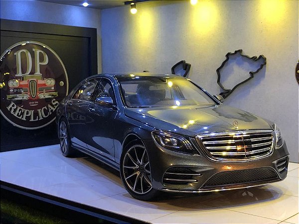 Mercedes-Benz S560 AMG