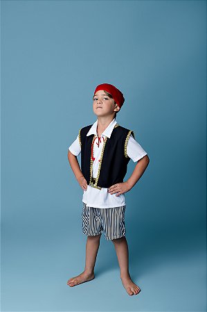 CONJUNTO BERMUDA CAMISETA E COLETE PIRATA