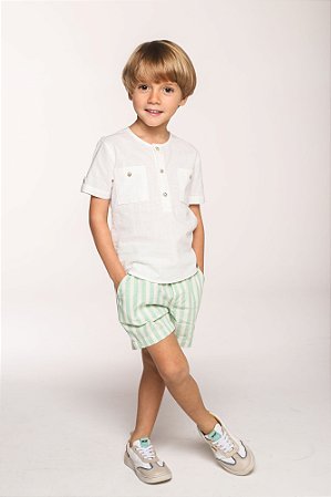 Conjunto bermuda listrada com camisa