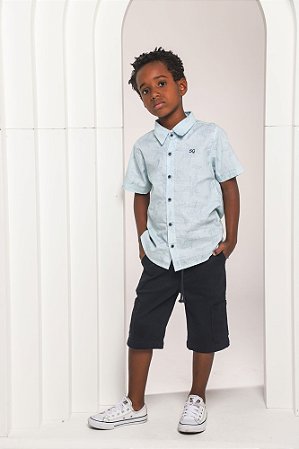 Conjunto bermuda de sarja com camisa