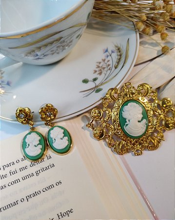 Conjunto Brinco e Broche Arabesco Verde