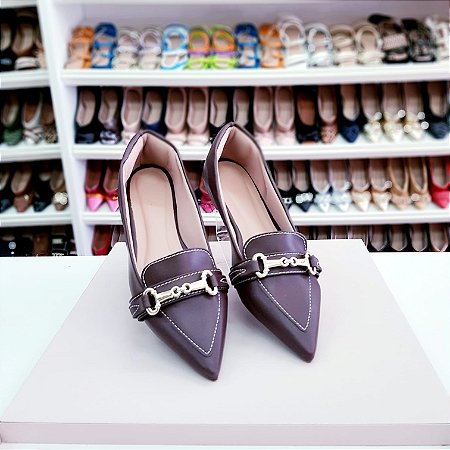 Sapatilha Mocassim bico fino alongado Marrom