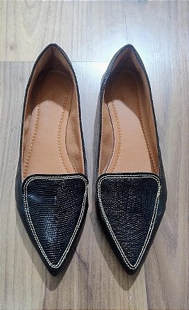 Sapatilha bico fino alongado Mocassim Preta Riita
