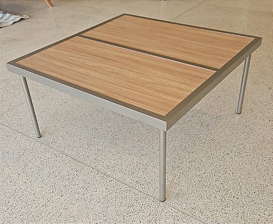Mesa de Centro Belga M
