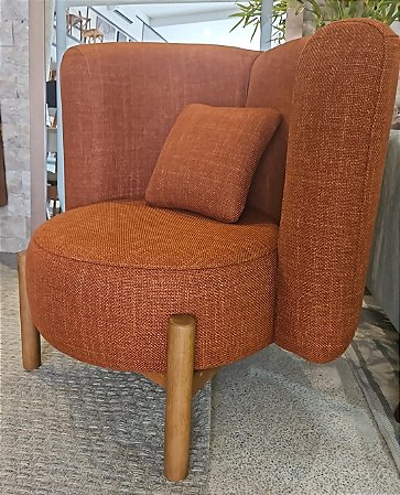 Poltrona Tarsila Slim