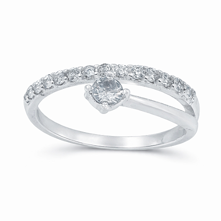 Anel em Prata 925 com Zirconias