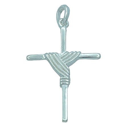 Pingente em Prata 925 Cruz Trabalhada com fio