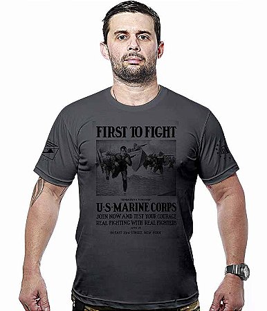 Camiseta Masculina Marine Corps First To Fight Hurricane Line