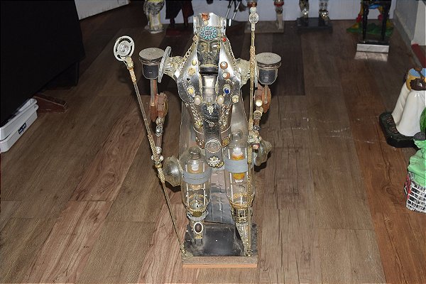 ESCULTURA DE ARTE RECICLADA