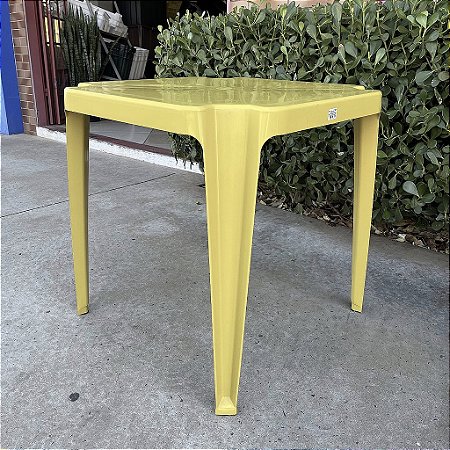 Mesa Quadrada Plástica