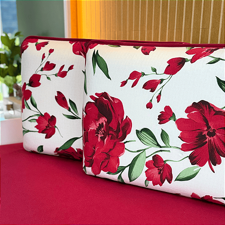 Kit com 2 Fronhas em Malha 100% Algodão Romance Grená Gold Home