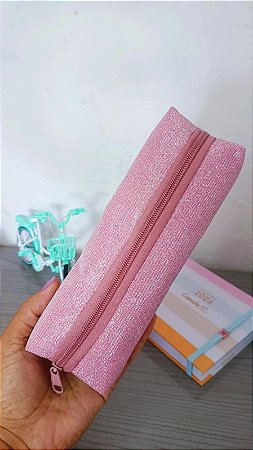 ✨ Estojo com Glitter ✨