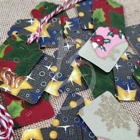 Tags de Natal (3cm x 4,7cm)