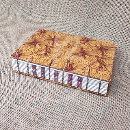 Livro Flower Cross