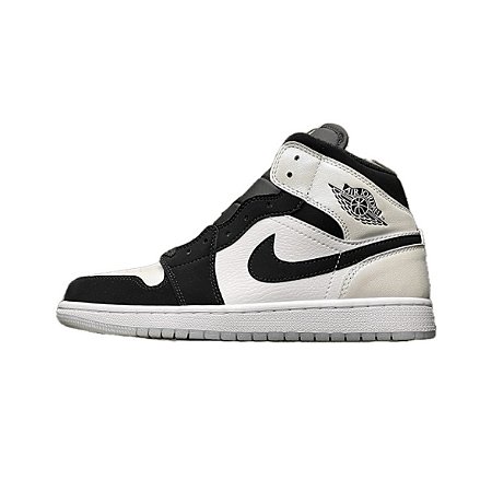 Nike Air Jordan 1 Mid "Diamond Shorts"