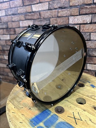 Pele RMV Hazy Resposta Caixa 14”