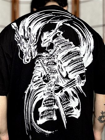 Camiseta Samurai Preta