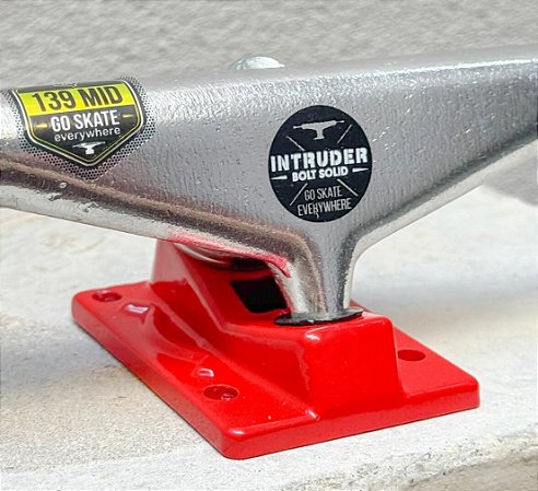 Truck INTRUDER Pro Solid prata - 139mm