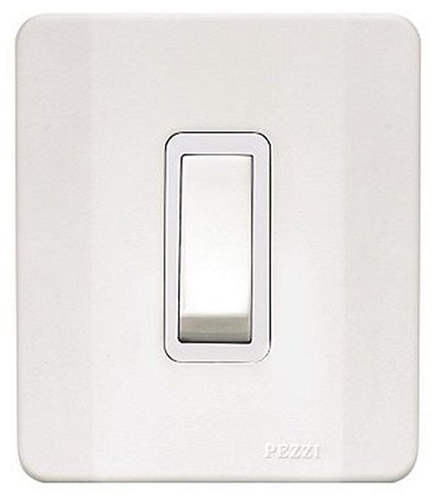 Interruptor Simples 10a 250v Com Placa e com Caixa Branco Pezzi